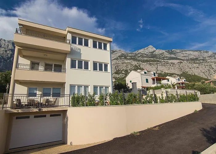 Villa Paolo Makarska