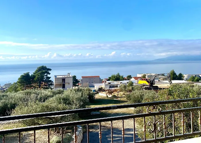 Paolo Villa Makarska